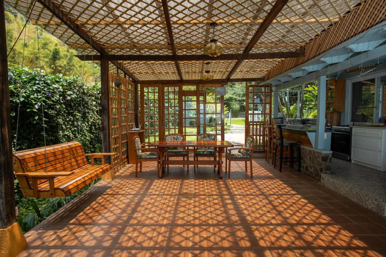 Lake Front Retreat At Los Elementos Santa Cruz La Laguna Ngoại thất bức ảnh